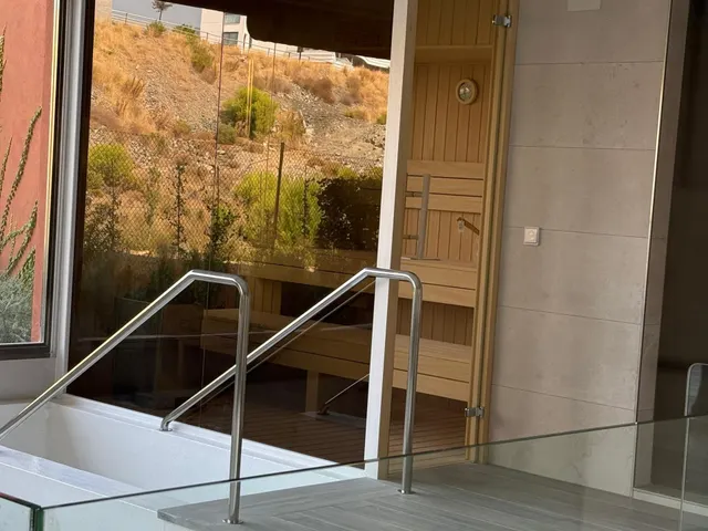 Exclusivo atico de lujo nuevo a estrenar en la prestigiosa urbanizacion el higueron — 40