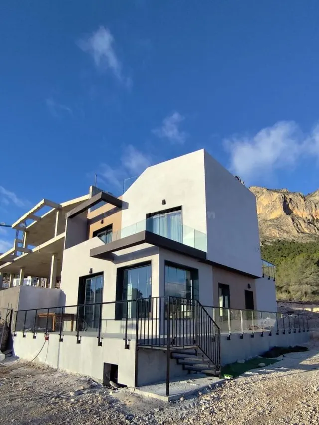 Casa 3 habitaciones 120m² en venta - Pla de cantal — 2