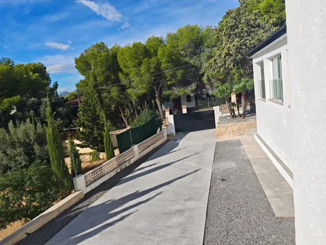 VILLA RECIEN REFORMADA CON CALIDADES DE LUJO EN ZONA MUY TRANQUILA DE ALTEA LA VELLA — 44