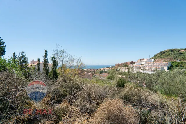 TERRENO URBANO CON VISTAS AL MAR EN PLENO CORAZÓN DE RINCÓN  - foto 4