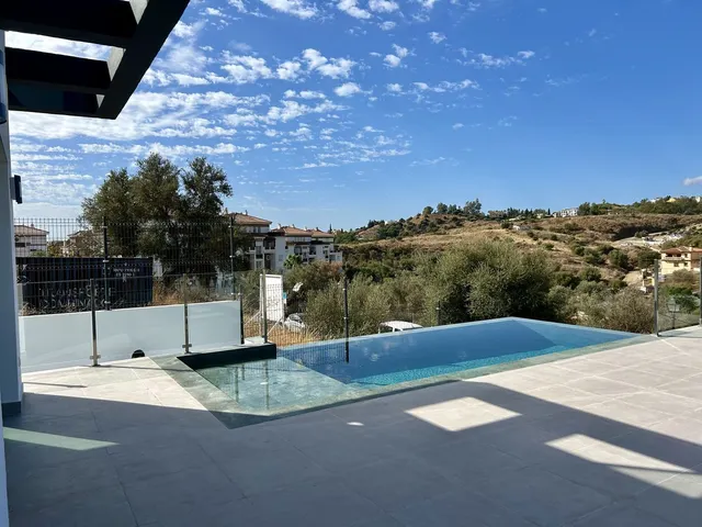 Chalet 4 habitaciones 385m² en venta - Riviera del sol — 9