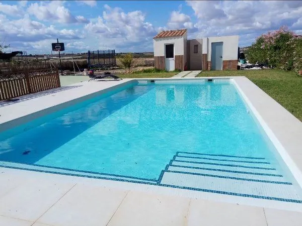 ¡En Venta! Exclusivo chalet independiente en La Carlota. — 9