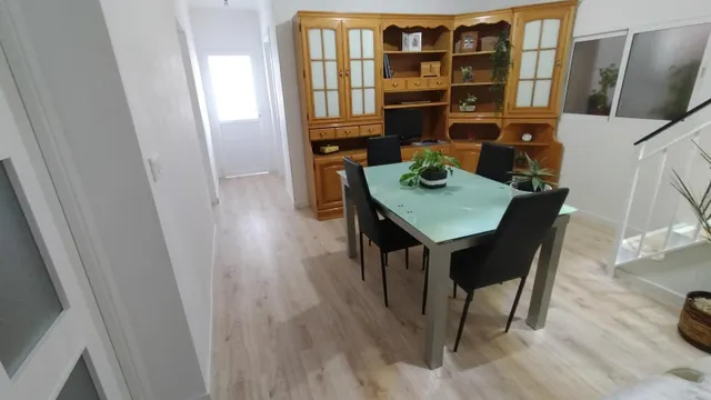 ESPECTACULAR CASA EN ESQUINA EN LA ZUBIA — 38