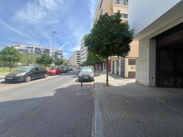 ¡Oportunidad! Amplia plaza de garaje en zona Quirón, Córdoba - foto 4