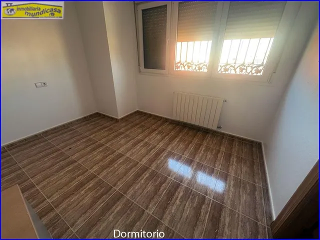 Amplia Casa en el Centro de Santomera - Oportunidad Única por €320,000 — 12