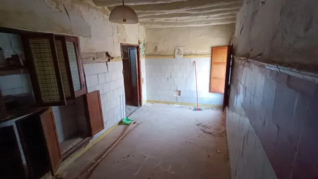 CASA  ANTIGUA  DE 329M2  EN VILLAR DEL ARZOBISPO — 2