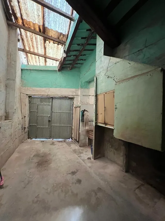 CASA EN EL CENTRO DE LLIRIA — 12