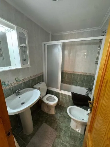Apartamento 1 habitación 55m² en venta - Estacion de autobuses — 17