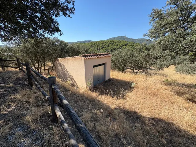 Parcela con casa en urbanización Cañada de la Espada — 38
