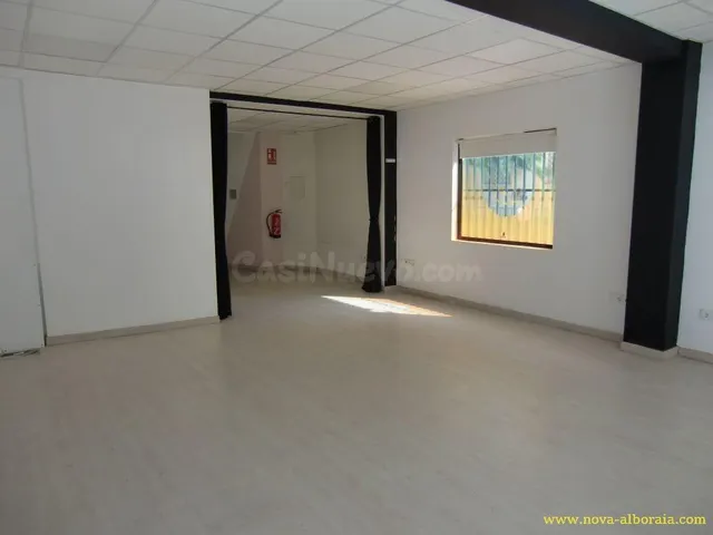 Local comercial 75m² en alquiler - Instituto - foto 5