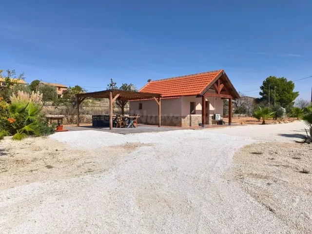 Casa de campo 2 habitaciones 40m² en venta - Comunidad valen