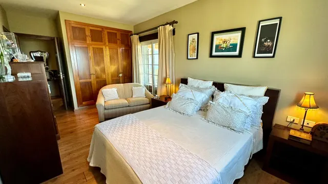 Villa independiente con piscina, jardines y vistas panorámicas al mar y al Teide. — 21