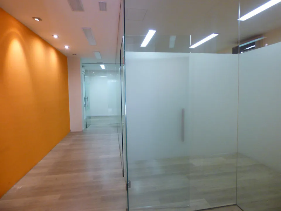 Local comercial en alquiler en Manresa – Zona  universidad