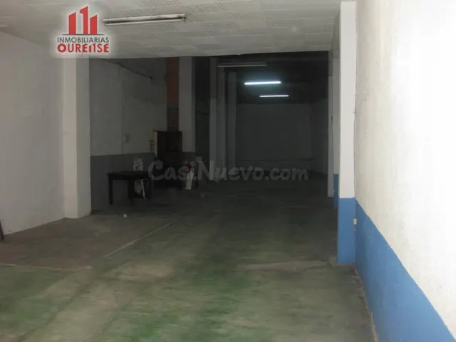LOCAL COMERCIAL EN EL CENTRO DE LA CIUDAD DE OURENSE - foto 2