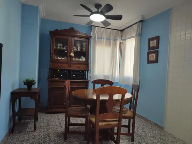 GRAN CASA DE 3 PLANTAS EN ARCHENA — 28