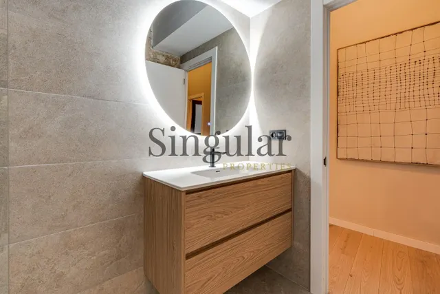 Piso reformado en el corazón del Barrio Gótico de Barcelona — 19