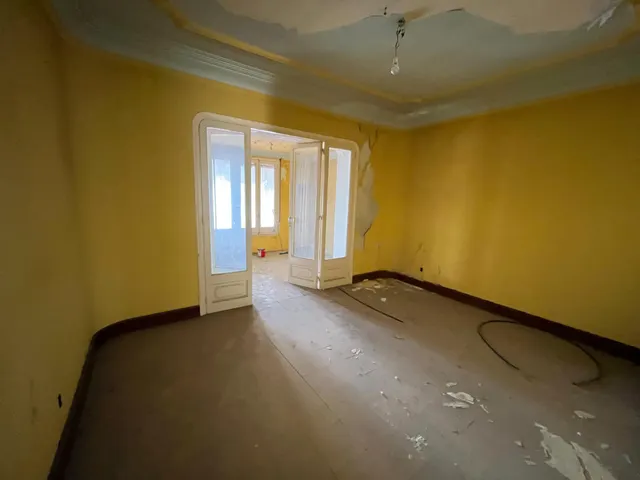 Oportunidad, tres pisos de 140m2 + terraza 100m2, segundo con 125m2 y dúplex 125 m2 con terraza 30m2 — 2
