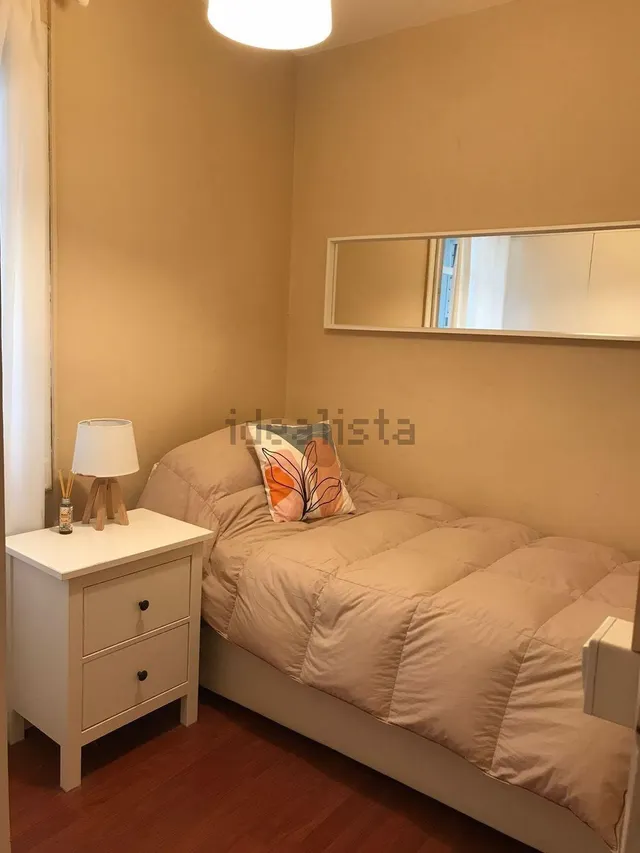 HERMOSO PISO LA SAGRERA, calle de Concepción Arenal — 12