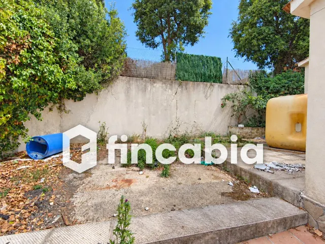 Casa independiente para reformar con jardín y garaje en Maçanet de la Selva — 25