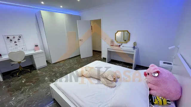 AMPLIO PISO DE 3 DORMITORIOS — 15