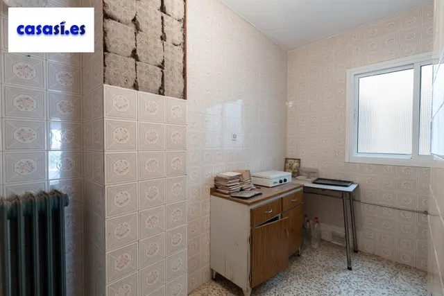 Piso con terraza y gran potencial junto a Camino de Ronda — 17