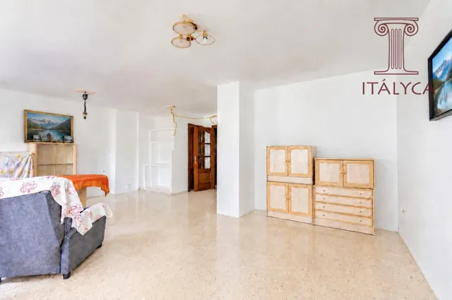 Amplio piso familiar junto a Santa Justa — 28