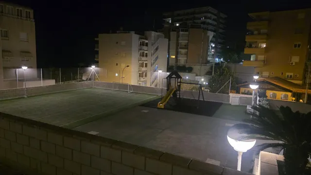 Vive frente al mar en este exclusivo piso en la Playa de Muchavista. — 41