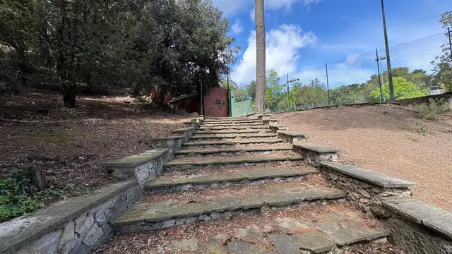 TERRENO URBANO EN SANT FELIU DEL RACÓ — 13