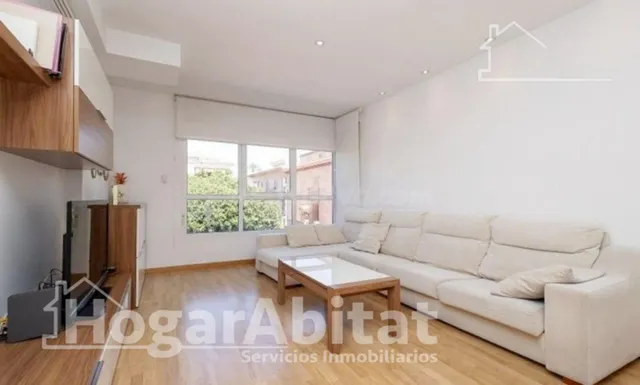 SEMINUEVO CON GARAJE Y TRASTERO - foto 2
