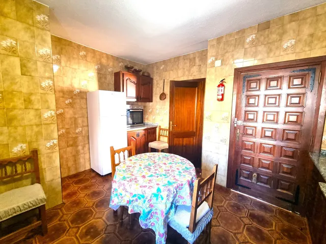 Chalet 4 habitaciones 307m² en venta - Cortes de la frontera — 18