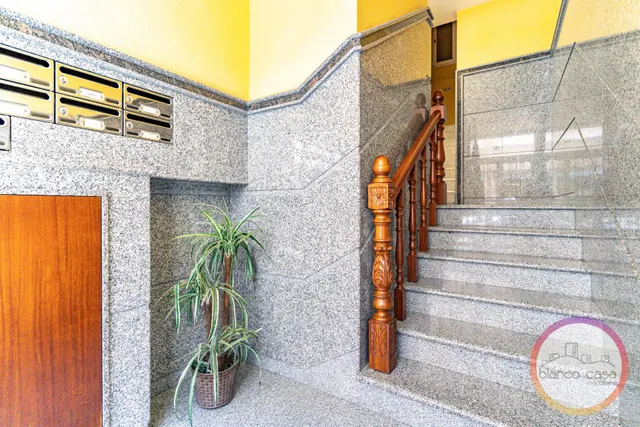 ✨ ¡AMPLIO PISO de 144 m2 con ASCENSOR y TERRAZA cubierta en CARBALLO por 139.990€! — 15