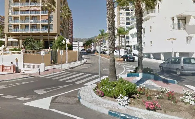 LOCAL EN VENTA CON INQUILINO BENALMÁDENA COSTA — 4
