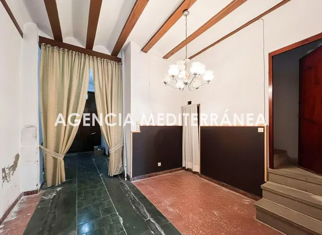 CASA DE DOS PLANTAS A LA VENTA EN ALCÀSSER — 6