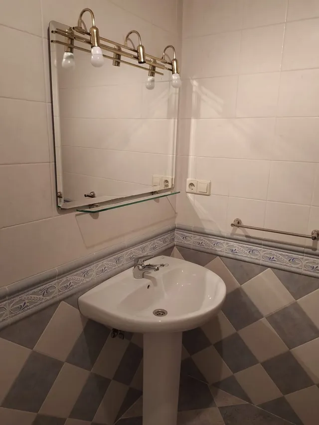 Casa de 5 dormitorios en Casarabonela con terraza y barbacoa — 17