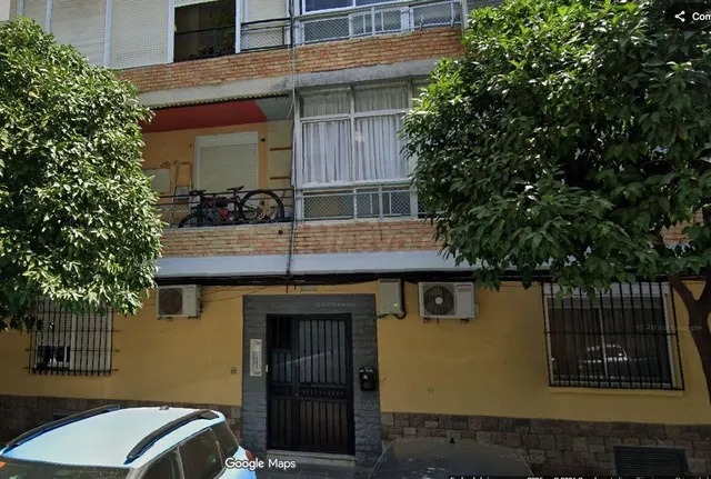 SE VENDE inmueble ALQUILADO en Sevilla