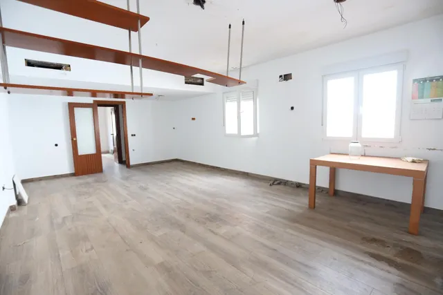 CASA PARA REFORMA ÍNTEGRA PRÓXIMA A PLAZA DEL ARENAL CON 375 m2 DE PARCELA Y 225 m2 DE PATIO — 37