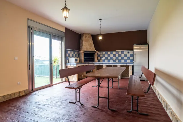 Casa con piscina y vistas a la montaña en Mas Borràs — 18