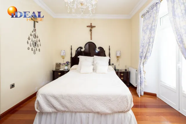FANTASTICA CASA EN PLAZA DE LOS LOBOS — 26