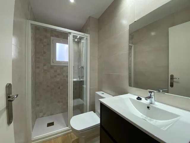 Edificio disponible Inversores — 17