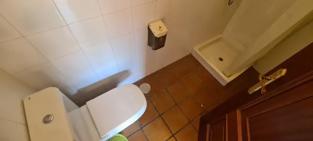 CASA REFORMADA USO HOTELERO EN SANTA COMBA — 25