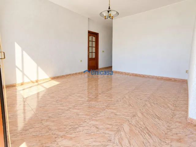 119 m2 con terraza y patio · 3 dormitorios · a reformar — 3