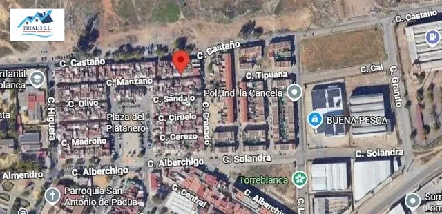 VENTA DE CASA EN SEVILLA. — 2