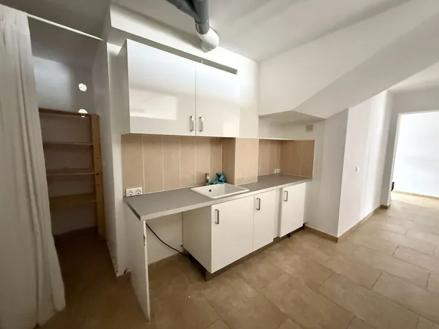 Chalet 6 habitaciones 300m² en venta - Centro — 28