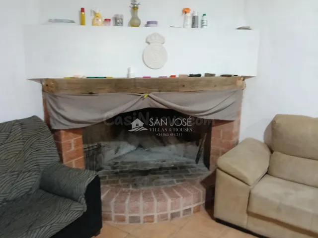 SE VENDE CHALET EN BUEN ESTADO A FALTA DE TERMINAR EXTERIOR  - foto 4
