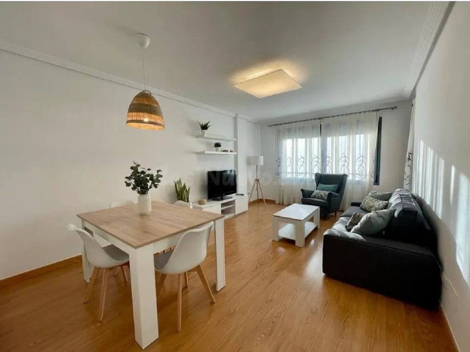 Apartamento 3 habitaciones 110m² en alquiler - Universidad - Ciudad deportiva