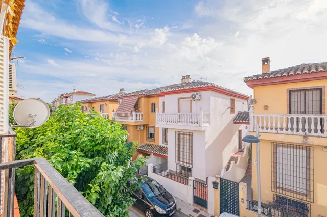 OPORTUNIDAD EN VENTA DE CASA ADOSADA DE 3 DORMITORIOS EN VEGAS DEL GENIL — 11