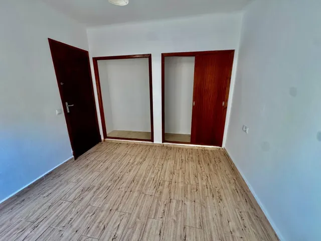 Piso de 3 habitaciones con ascensor junto a calle Aragón – Palma — 19