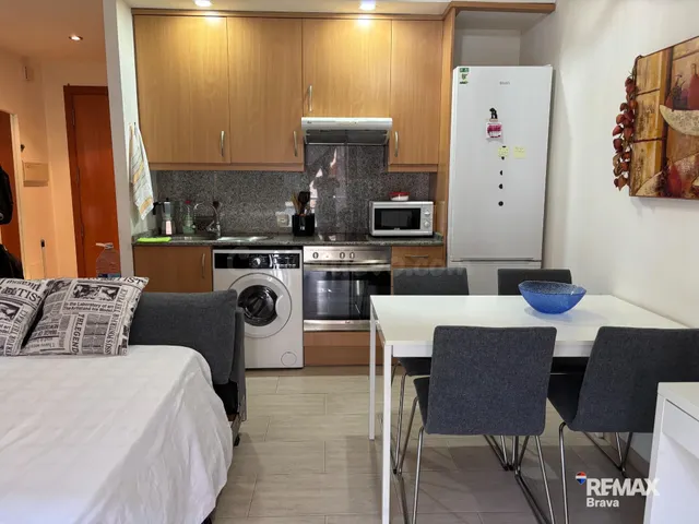 BLAA11JJ – Blanes | Estudio reformado en el centro, a 300 me - foto 2