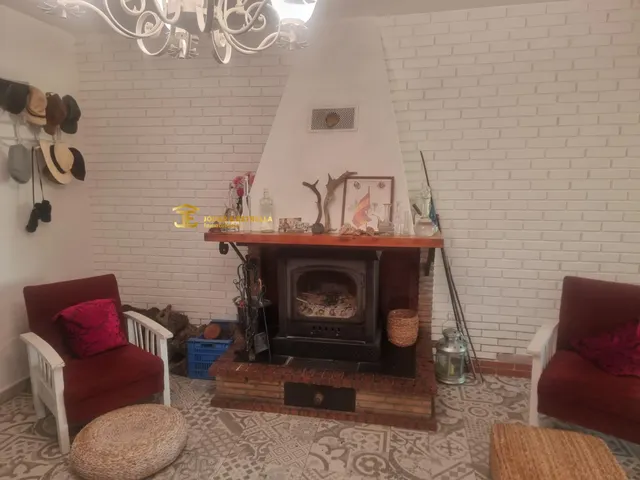 CASA DE 5 DORMITORIOS EN ZARZADILLA DE RAMOS. — 28