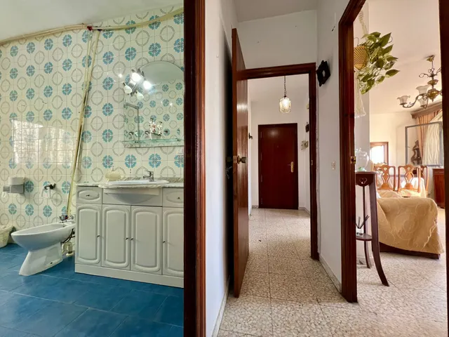 E. PISAZO DE 4 HAB. CON DOS TERRAZAS, DOS BAÑOS. — 15